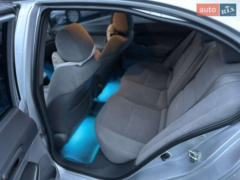 Седан Honda Civic 2008 в Киеве