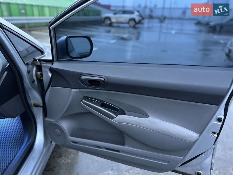 Седан Honda Civic 2008 в Киеве