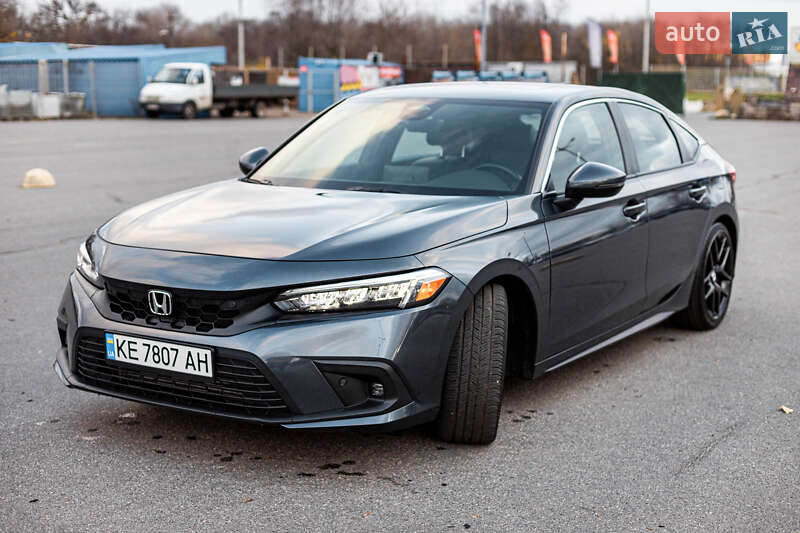 Хэтчбек Honda Civic 2022 в Днепре