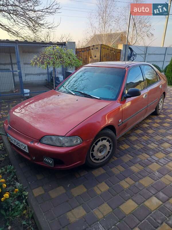 Седан Honda Civic 1995 в Южному