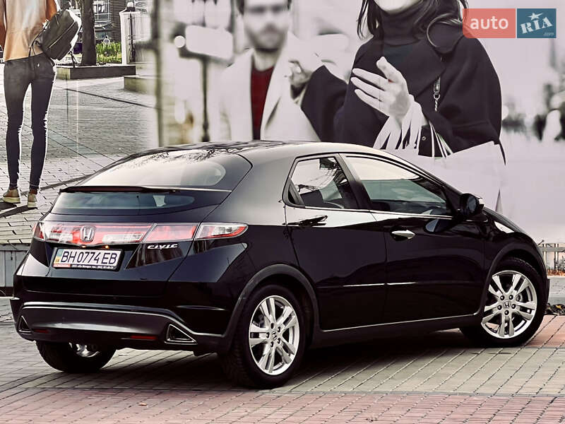 Хэтчбек Honda Civic 2008 в Одессе фото 13 Хэтчбек Honda Civic 2008 в Одессе