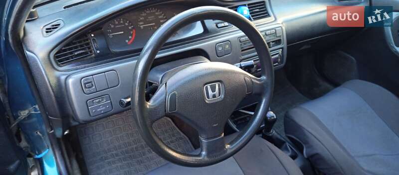 Седан Honda Civic 1994 в Корце