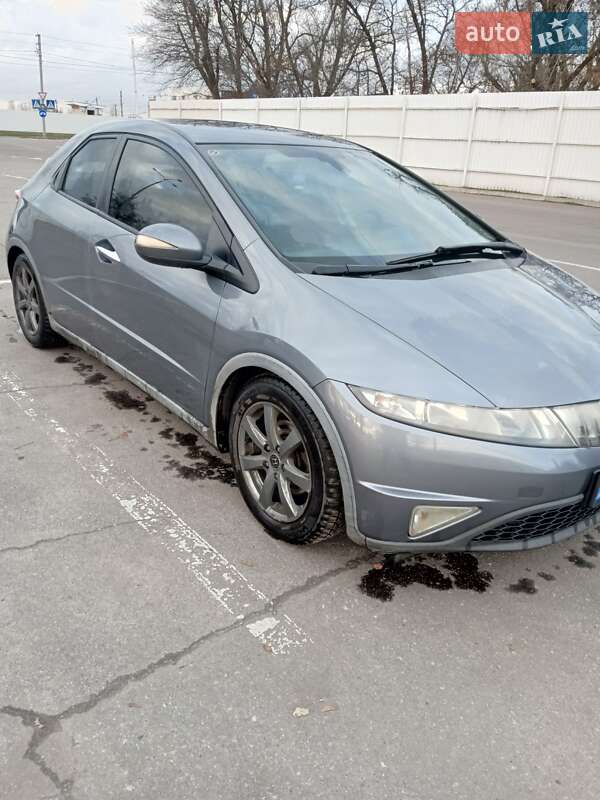 Хетчбек Honda Civic 2006 в Кременчуці