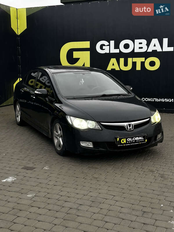 Седан Honda Civic 2008 в Львове