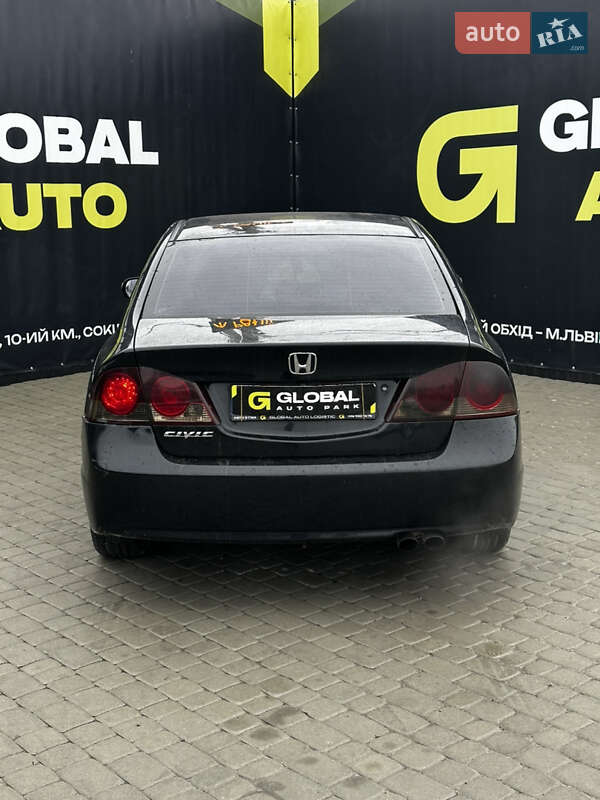 Седан Honda Civic 2008 в Львове