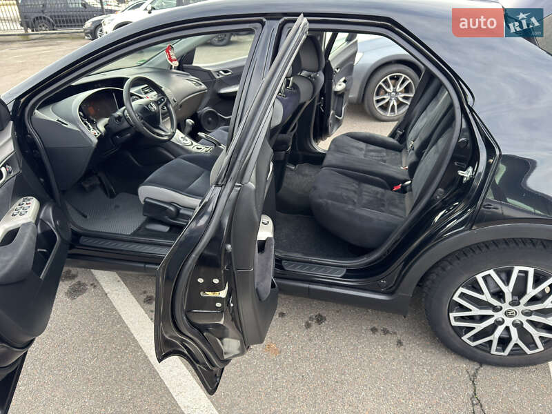 Хетчбек Honda Civic 2008 в Києві