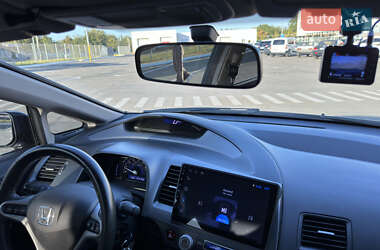 Седан Honda Civic 2010 в Днепре