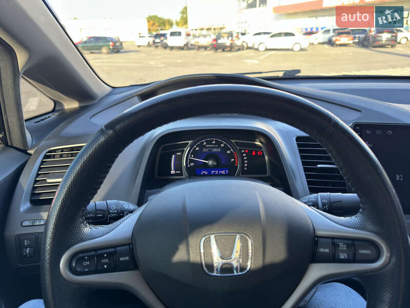 Седан Honda Civic 2010 в Днепре