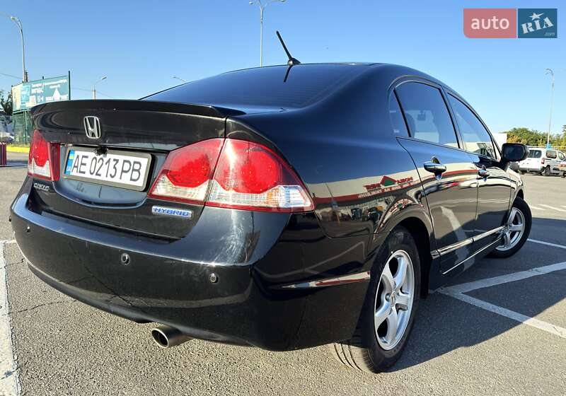 Седан Honda Civic 2010 в Днепре