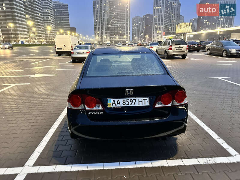 Седан Honda Civic 2008 в Киеве