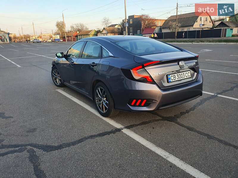 Седан Honda Civic 2017 в Чернігові