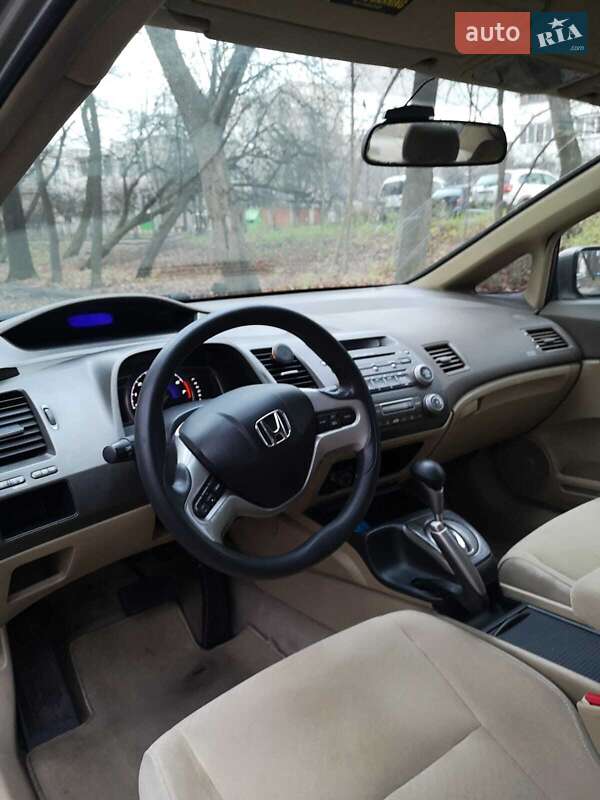 Седан Honda Civic 2006 в Киеве