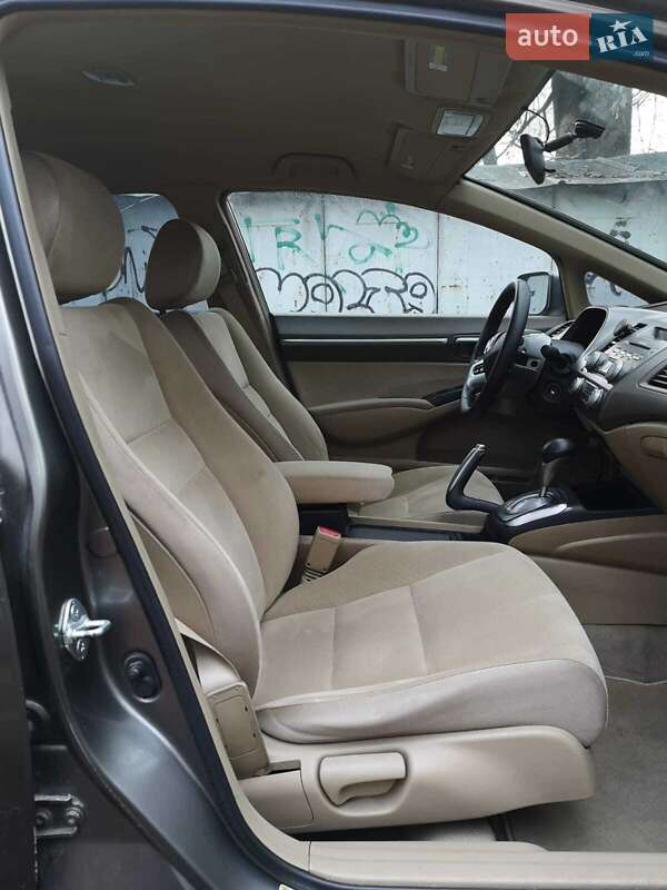 Седан Honda Civic 2006 в Киеве