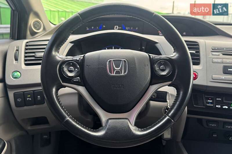 Седан Honda Civic 2012 в Києві