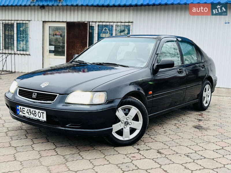 Хэтчбек Honda Civic 1996 в Новомосковске