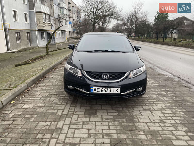 Седан Honda Civic 2014 в Дніпрі