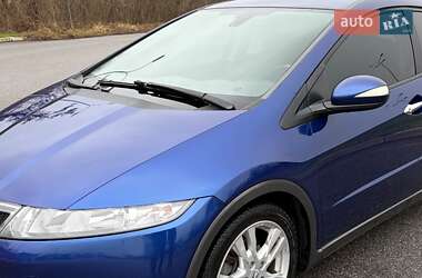 Хэтчбек Honda Civic 2008 в Киеве