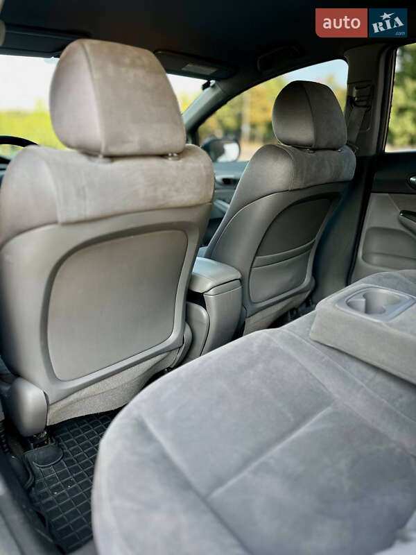 Седан Honda Civic 2006 в Дніпрі