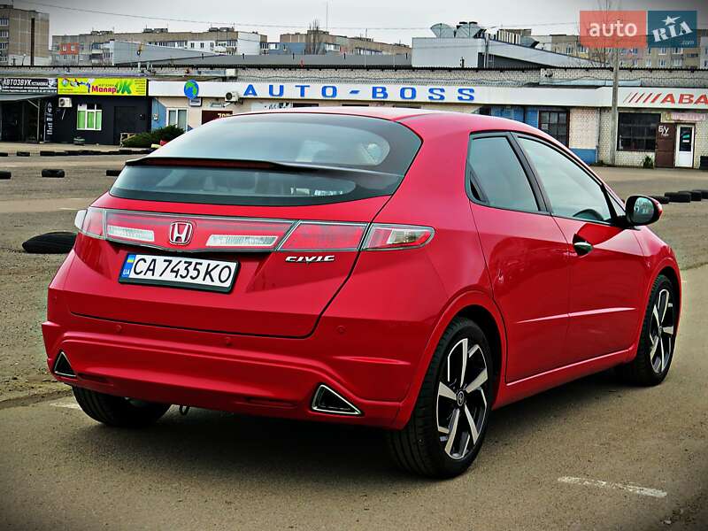 Хэтчбек Honda Civic 2010 в Черкассах фото 3 Хэтчбек Honda Civic 2010 в Черкассах