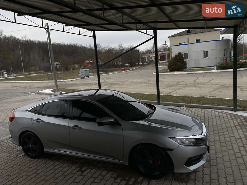 Седан Honda Civic 2017 в Гусятині фото 2 Седан Honda Civic 2017 в Гусятині