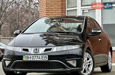 Хэтчбек Honda Civic 2008 в Одессе