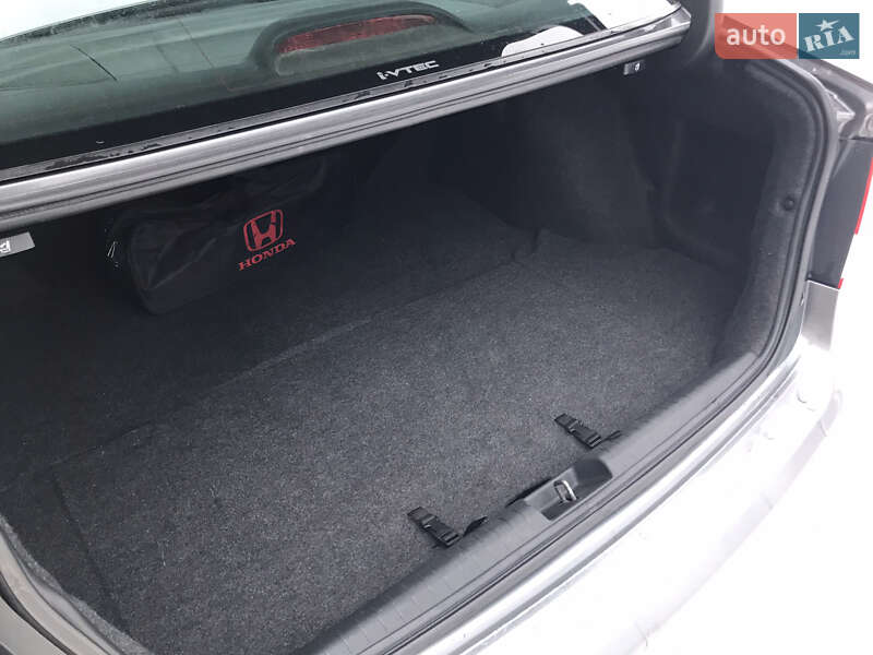 Седан Honda Civic 2009 в Києві