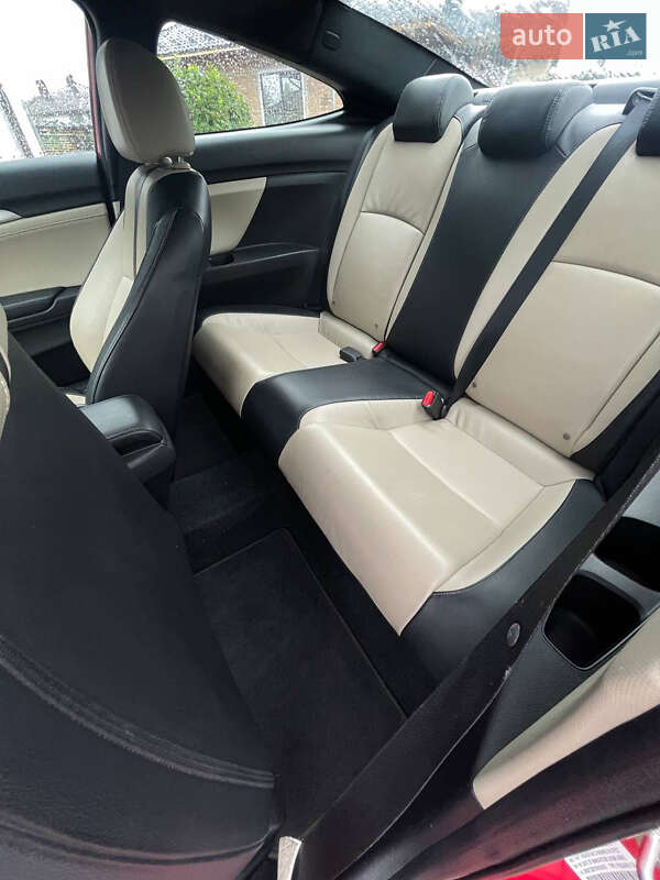 Купе Honda Civic 2016 в Луцьку