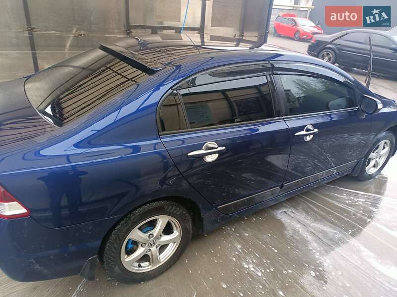 Седан Honda Civic 2009 в Дніпрі