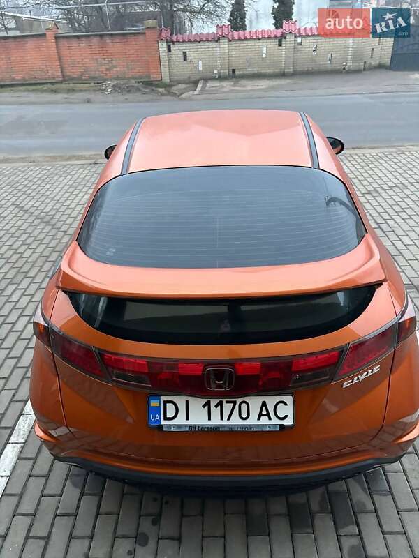 Хетчбек Honda Civic 2008 в Чернівцях