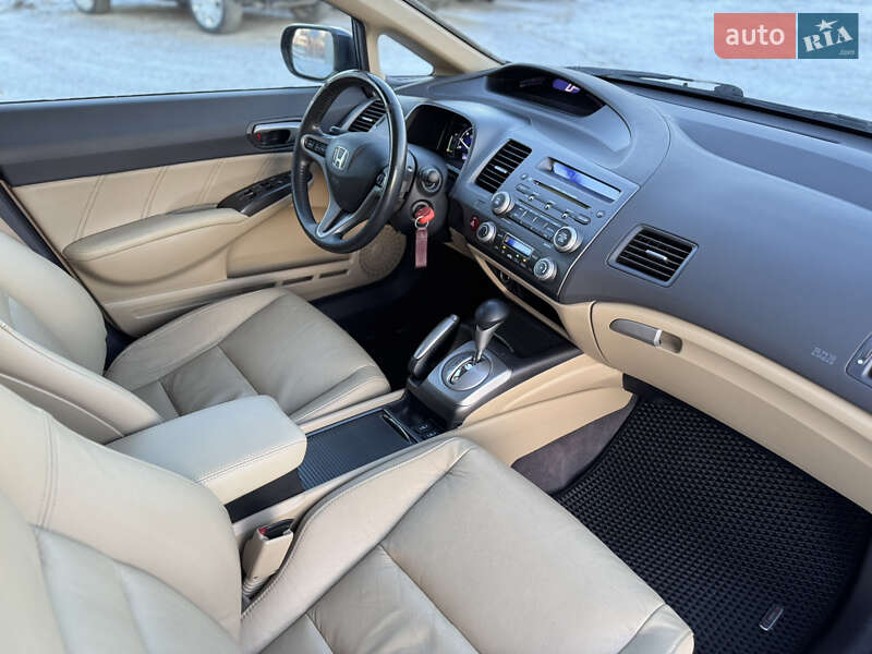 Седан Honda Civic 2008 в Луцьку