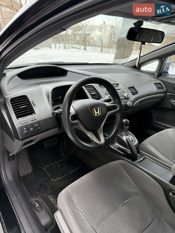 Седан Honda Civic 2007 в Кицмани