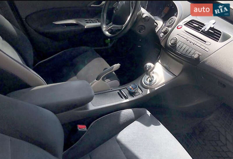 Хетчбек Honda Civic 2006 в Києві