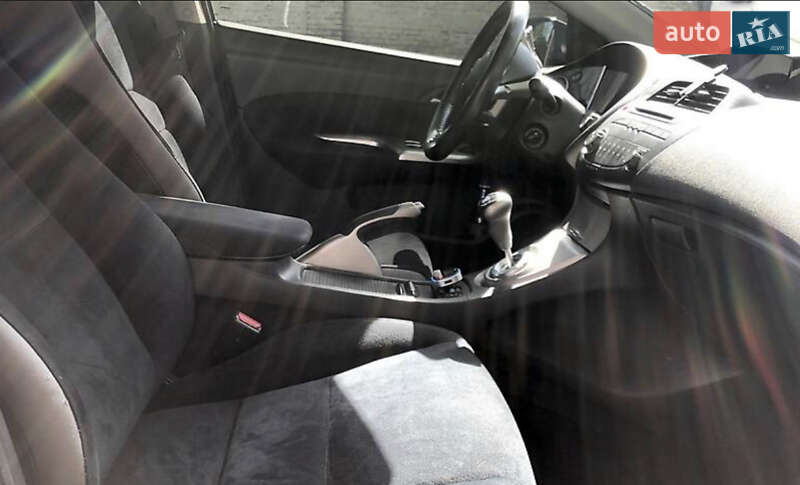 Хетчбек Honda Civic 2006 в Києві