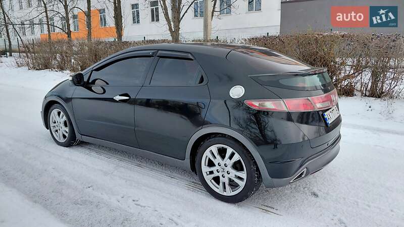 Хетчбек Honda Civic 2010 в Харкові