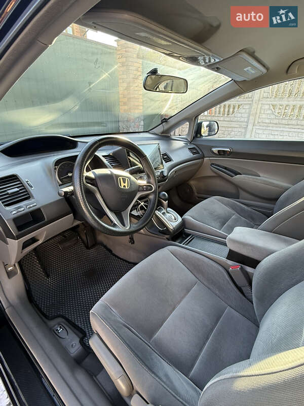 Седан Honda Civic 2011 в Киеве