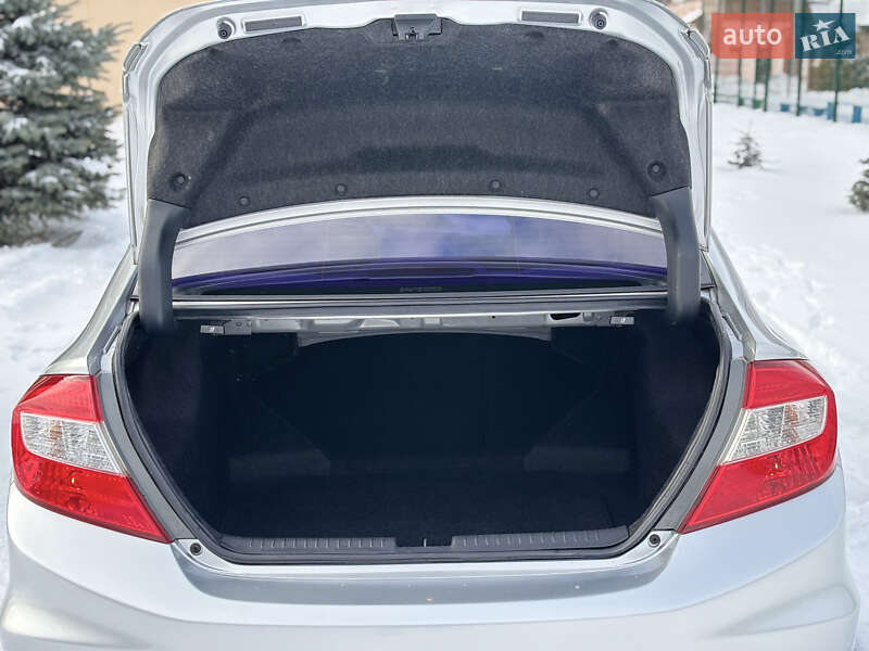 Седан Honda Civic 2012 в Виннице фото 25 Седан Honda Civic 2012 в Виннице
