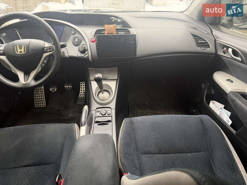 Хэтчбек Honda Civic 2007 в Кропивницком