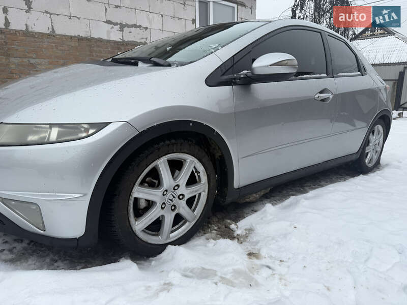 Хэтчбек Honda Civic 2007 в Кропивницком