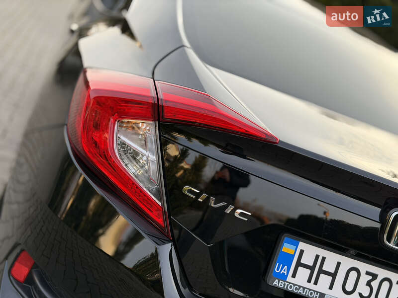 Седан Honda Civic 2018 в Одессе