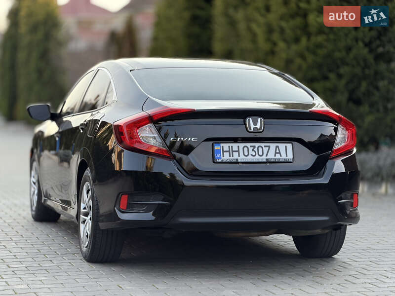 Седан Honda Civic 2018 в Одессе