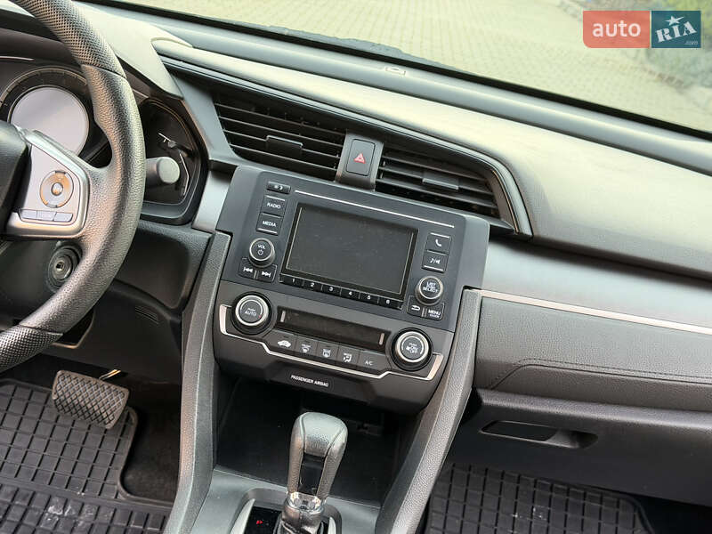 Седан Honda Civic 2018 в Одессе