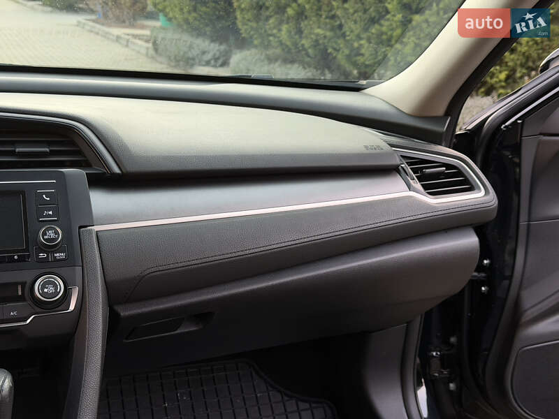 Седан Honda Civic 2018 в Одессе