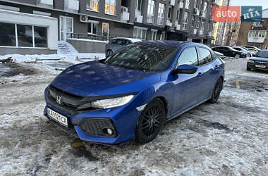 Хетчбек Honda Civic 2018 в Києві