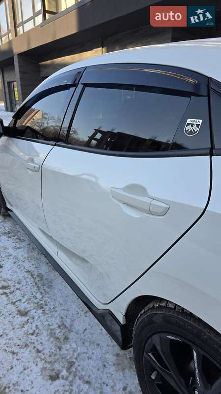 Хэтчбек Honda Civic 2016 в Киеве