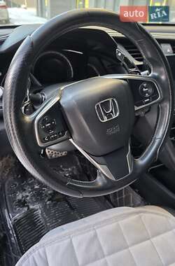 Хэтчбек Honda Civic 2016 в Киеве