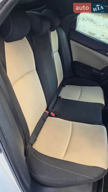 Хэтчбек Honda Civic 2016 в Киеве