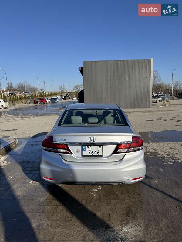 Седан Honda Civic 2014 в Дрогобыче