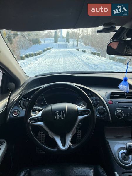 Хэтчбек Honda Civic 2008 в Лысянке