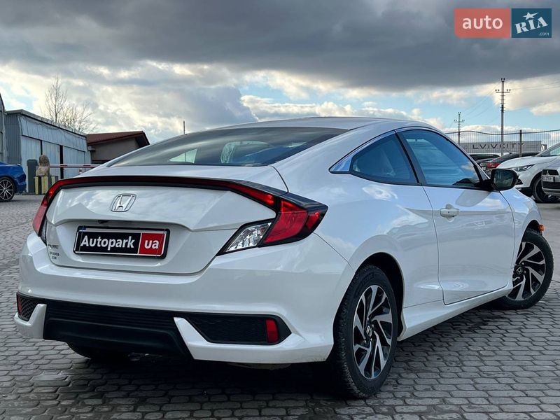 Купе Honda Civic 2016 в Львове фото 7 Купе Honda Civic 2016 в Львове