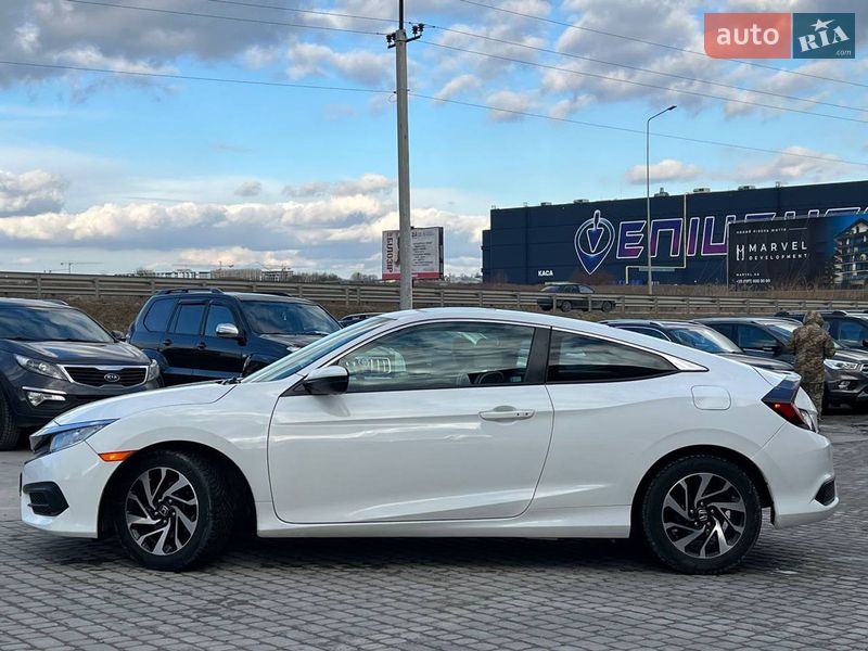 Купе Honda Civic 2016 в Львове фото 11 Купе Honda Civic 2016 в Львове